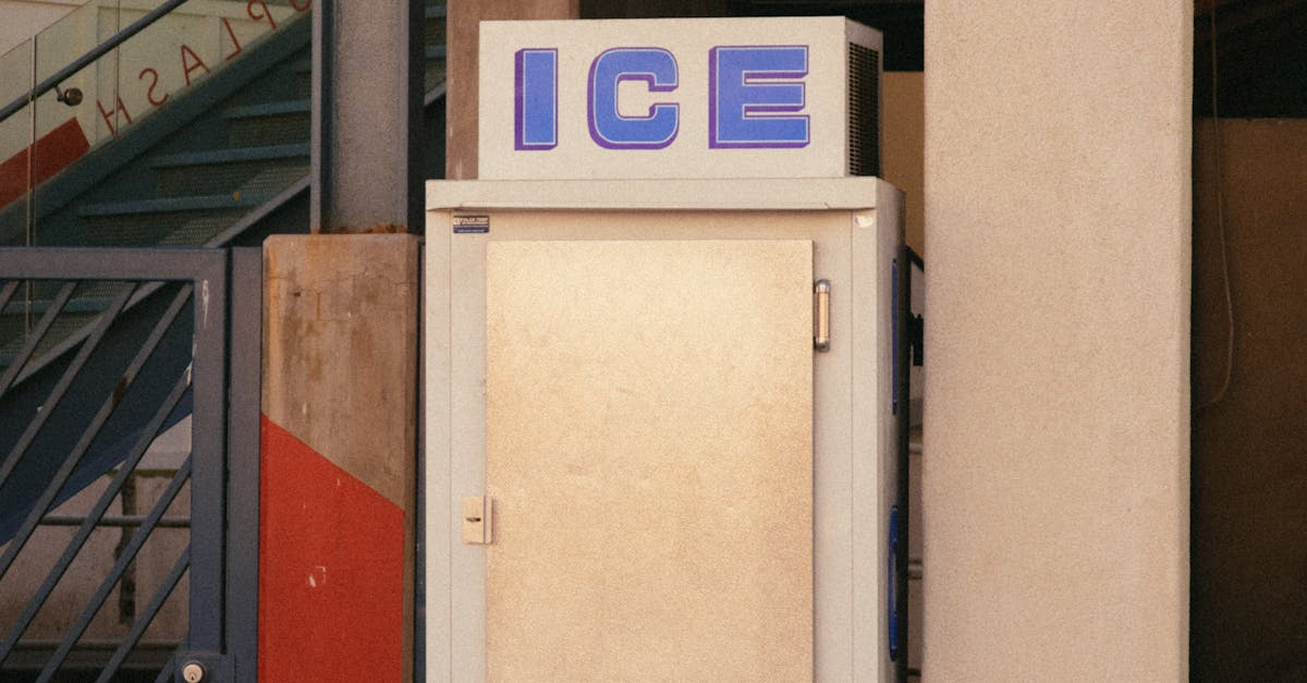 Review of Best Practices in Chiller Maintenance